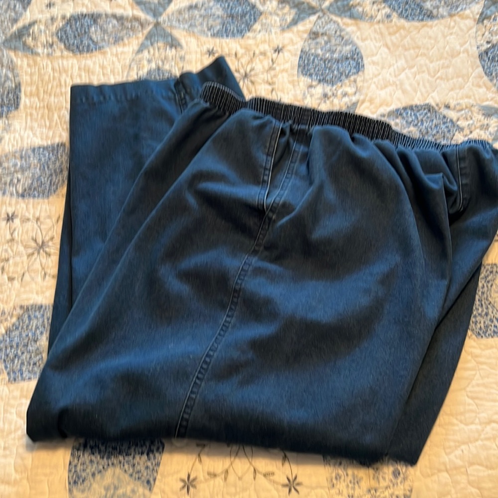 ALFRED DUNNER PULL-ON JEANS SIZE 18W SIDE POCKETS SOFT & VERY COMFORTABLE COTTON